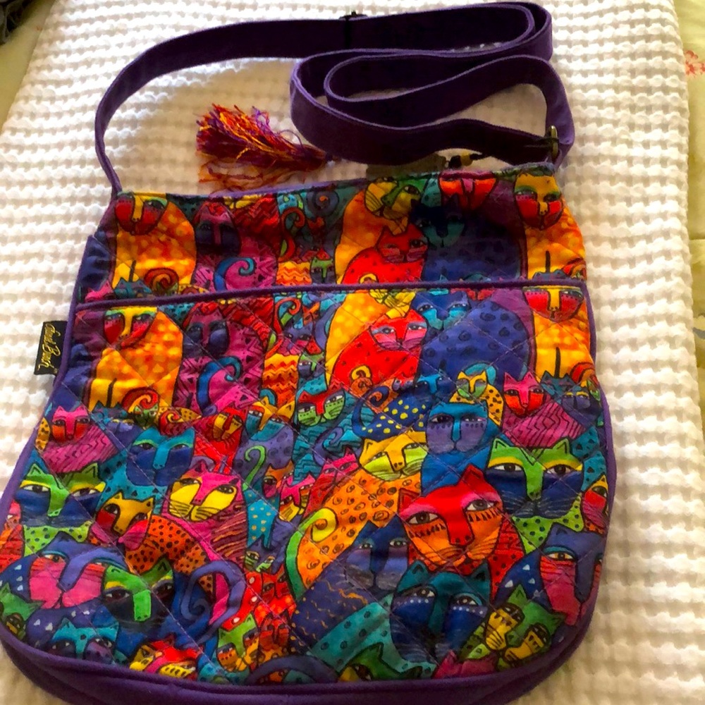 Laurel Burch bags never used